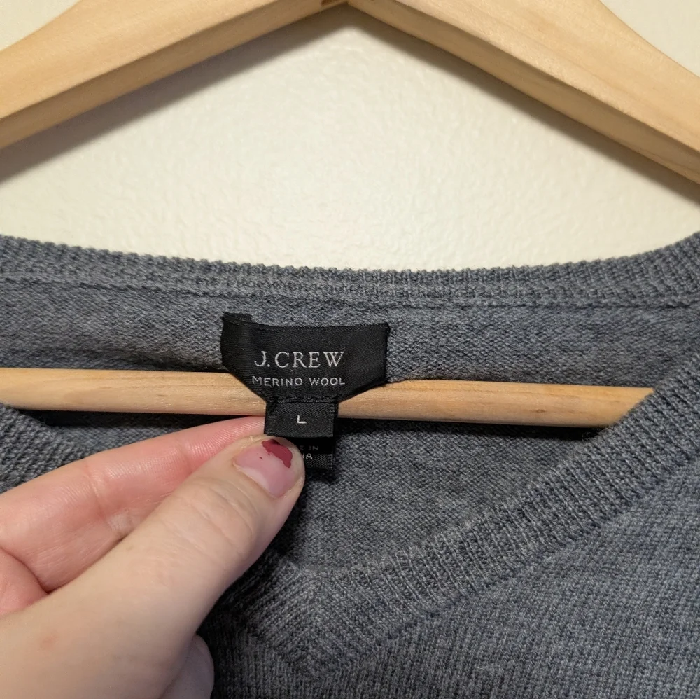J.Crew Merino Wool Gray V-Neck Sweater L Classic Lightweight Knit